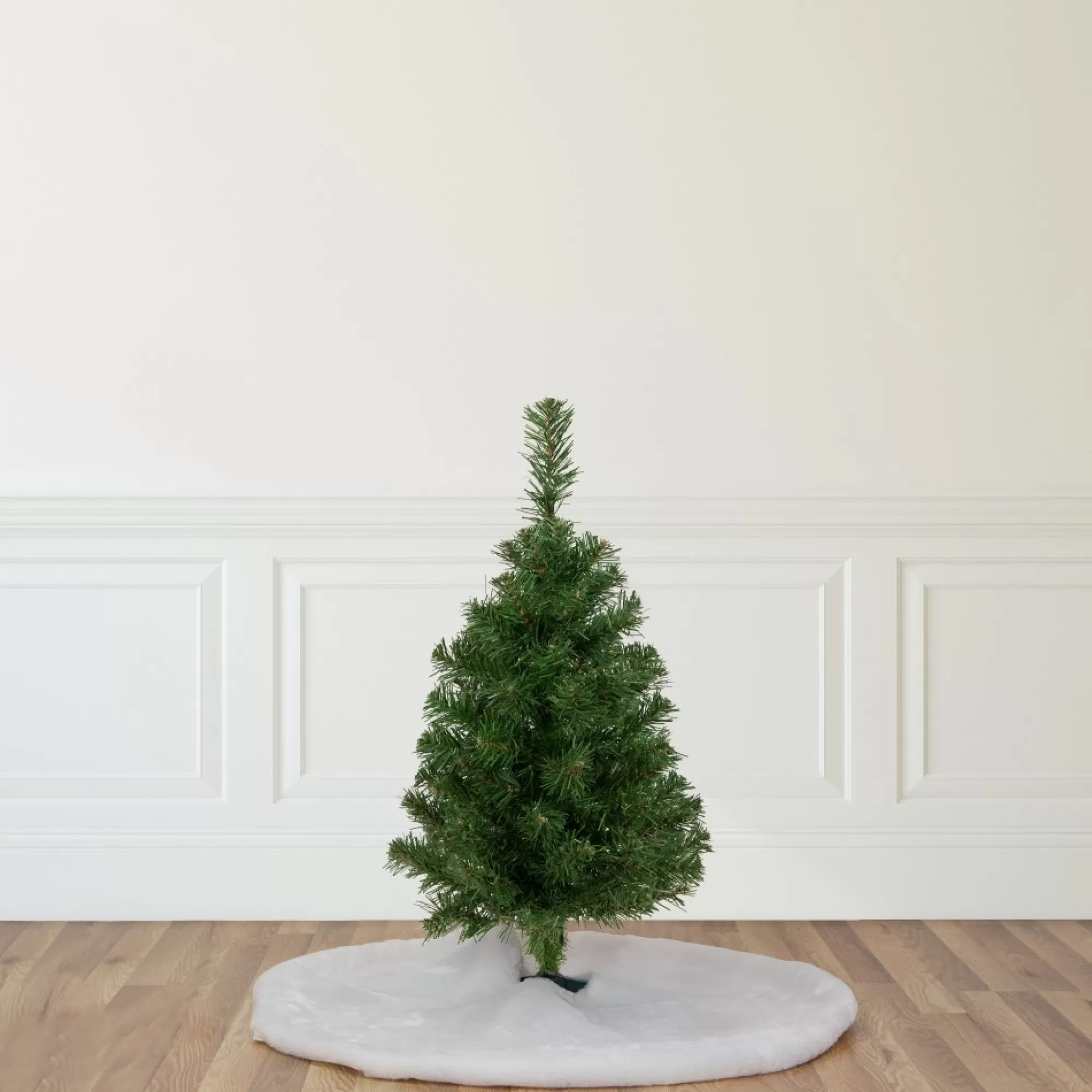 Store 2' Oakridge Noble Fir Artificial Christmas Tree, Unlit Unlit