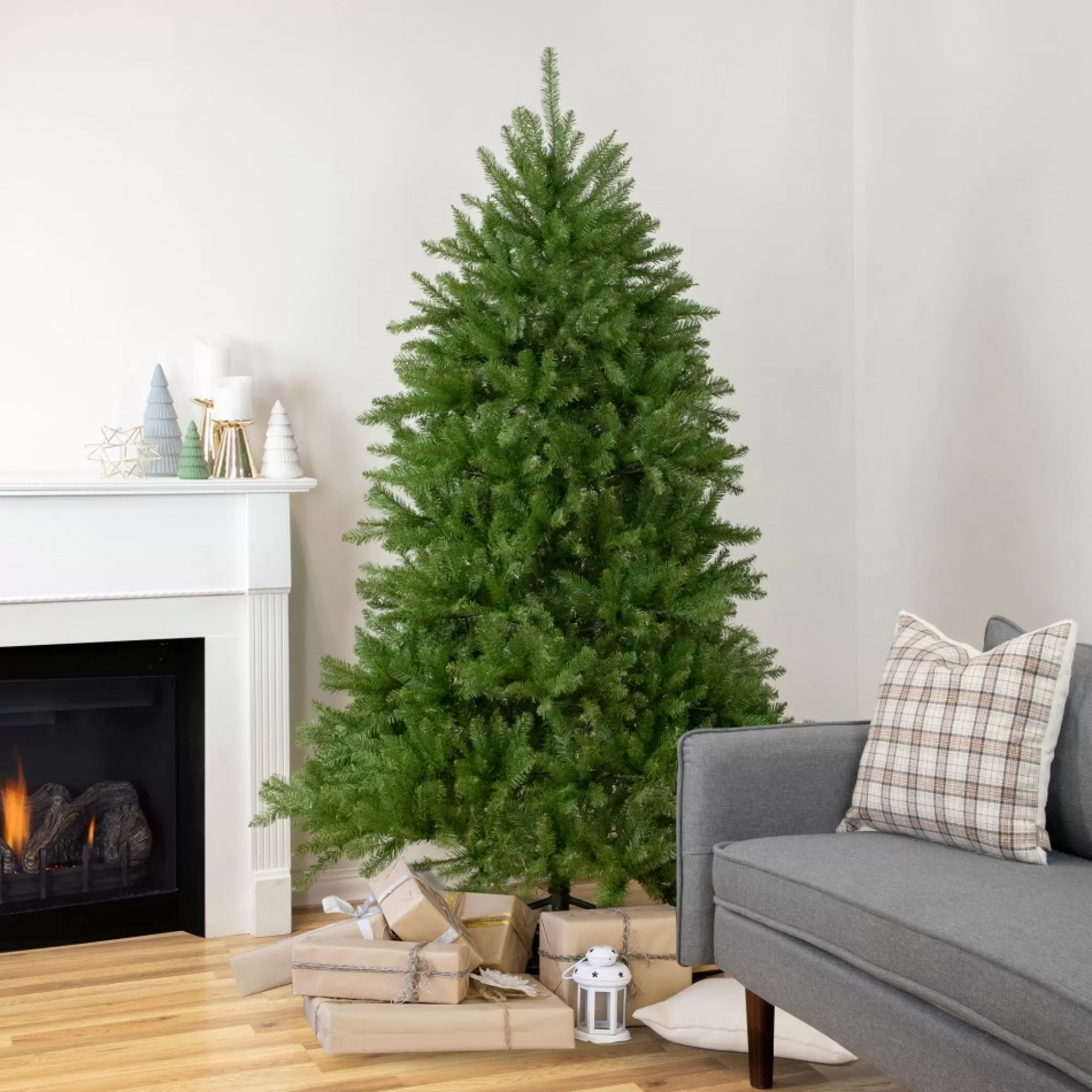 Best 6.5' Rockwood Pine Artificial Christmas Tree, Unlit Unlit